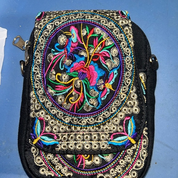 ISO someone who would love to own some great items to add to their inventory. - Picture 2 of 15